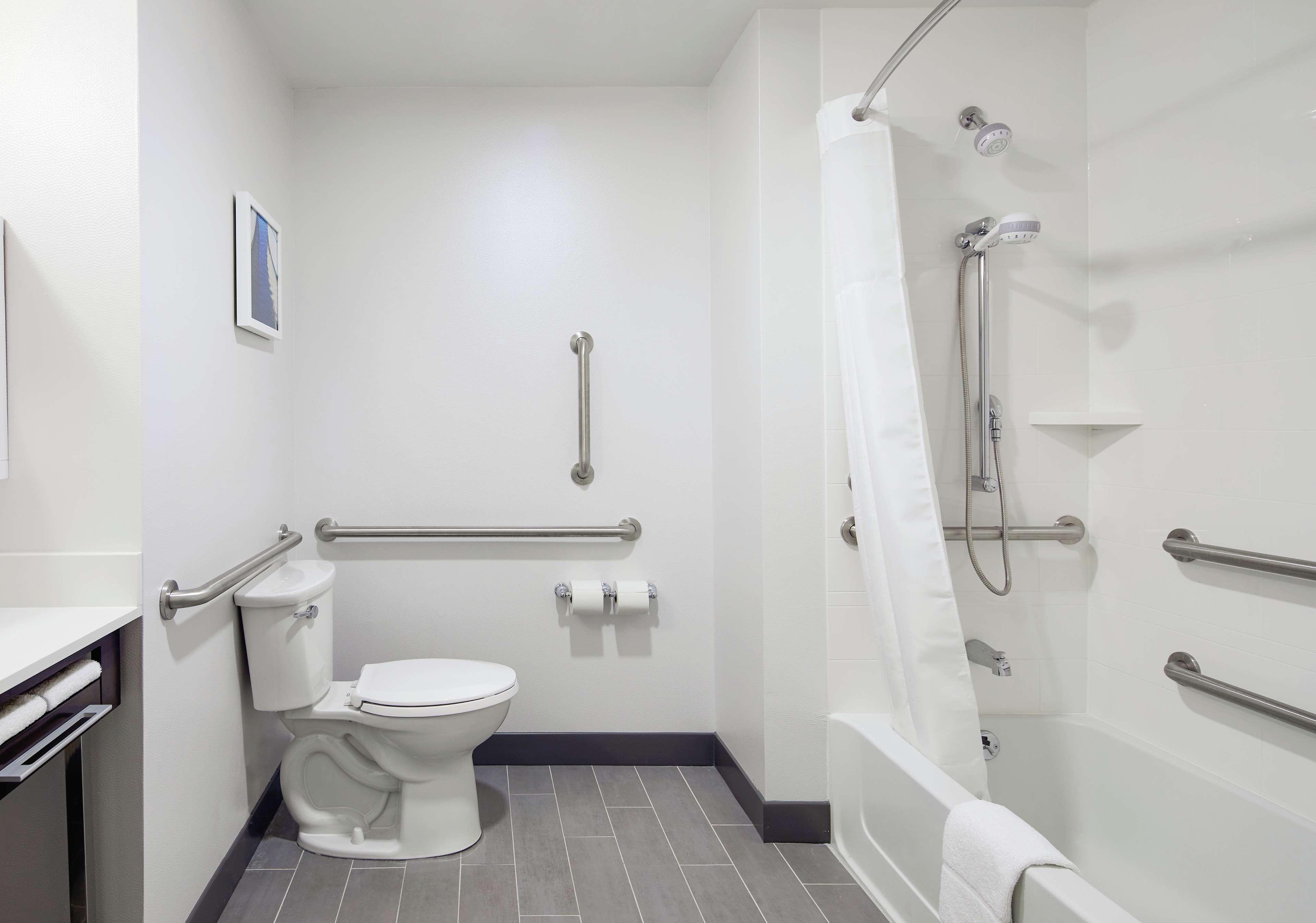 Hampton & Chicago/waukegan Hotel 3*